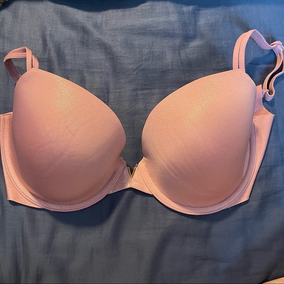 ✨Victoria’s Secret Lined Demi Bra - Pink Sparkle✨ - Picture 1 of 10